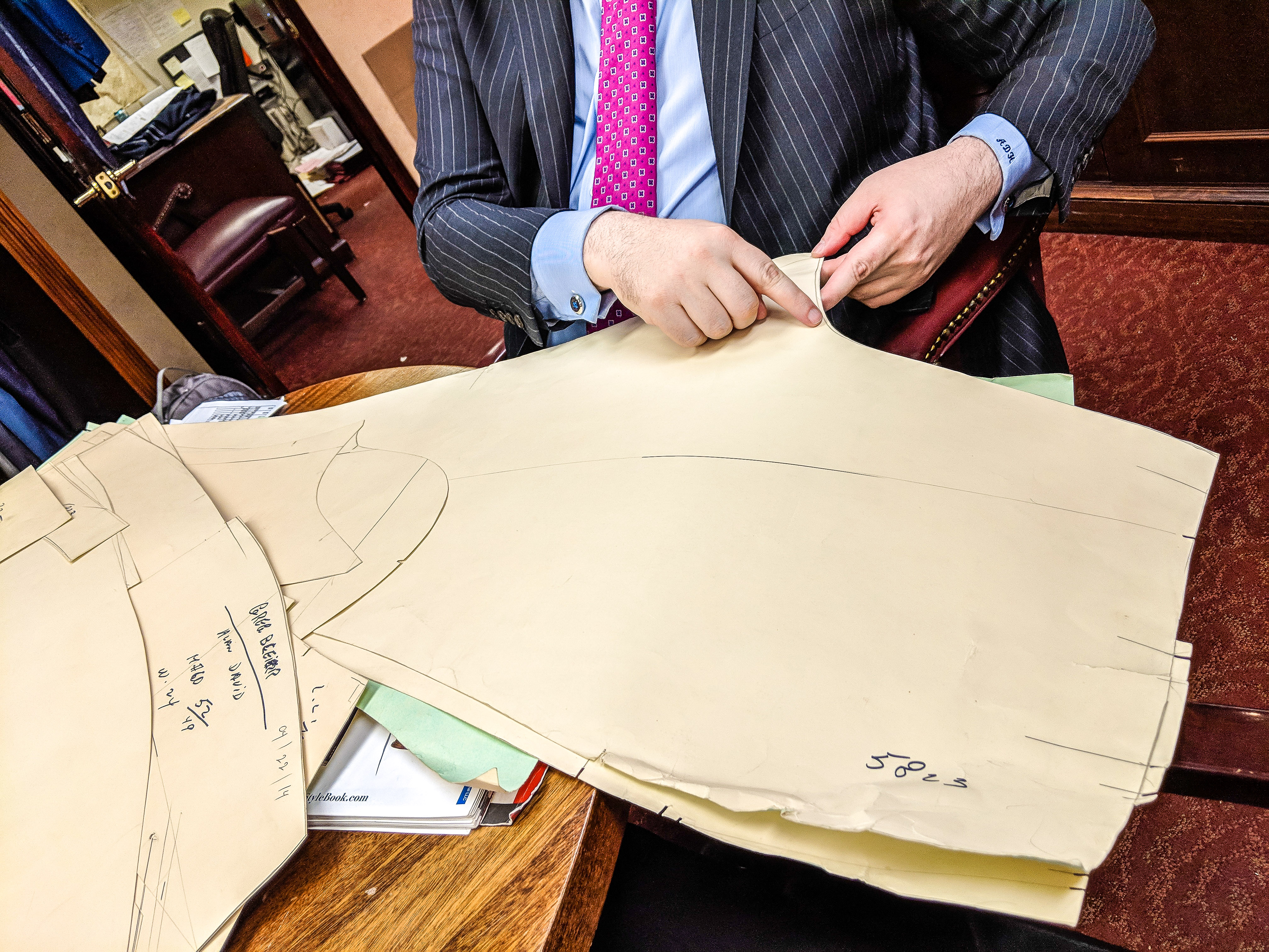 dandy_in_the_bronx-THE DIFFERENCE BETWEEN BESPOKE AND MADE-TO-MEASURE SUITS-Alan David Custom