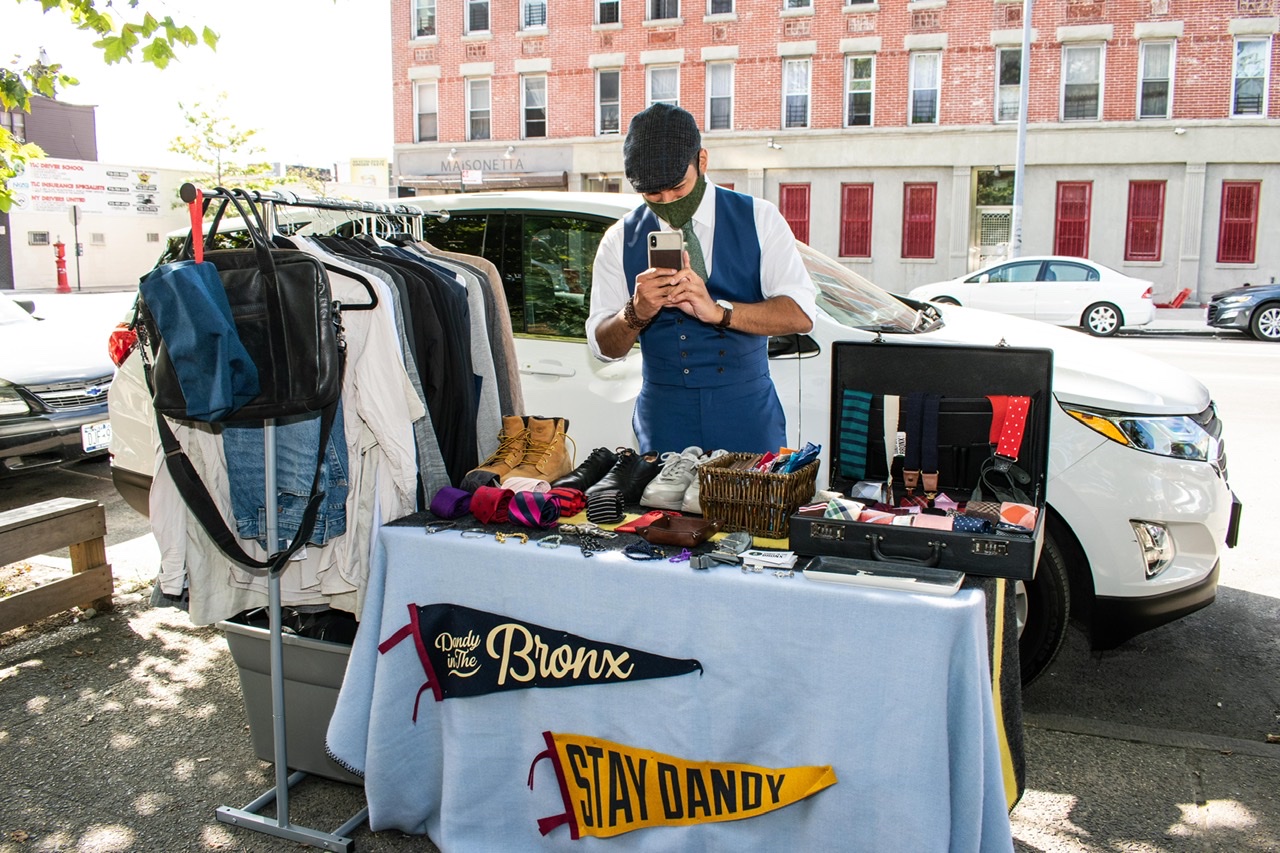 shop vintage with dandy in the bronx, photo by femiphotos