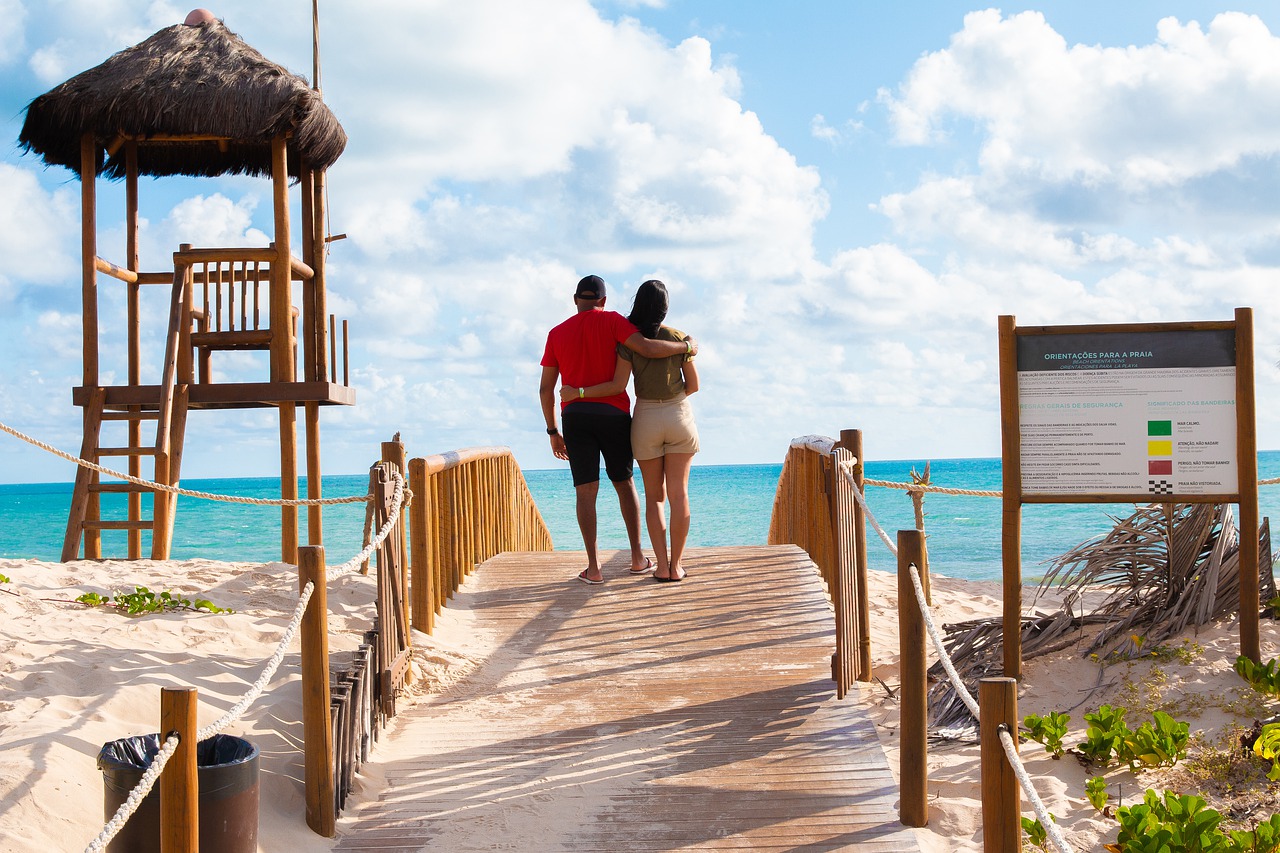 HOW TO PLAN A ROMANTIC TRIP WITH YOUR PARTNER: 6 USEFUL TIPS